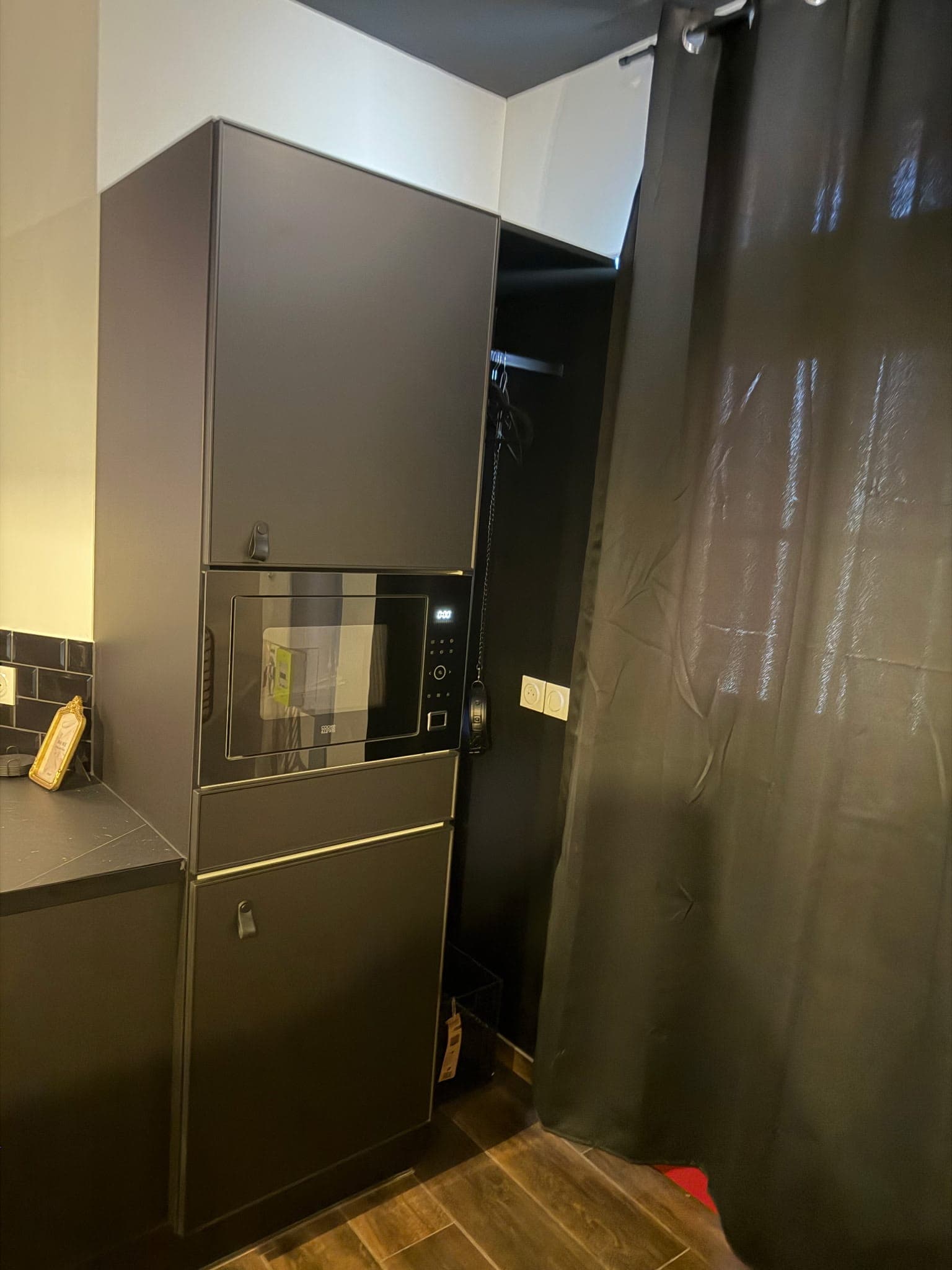 Le Pacte Secret — la love room, photo 15